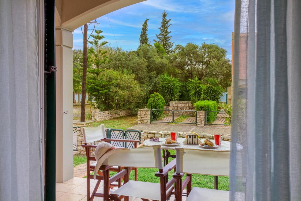 Dimeli Junior Apartment At The Beach Barbati Esterno foto
